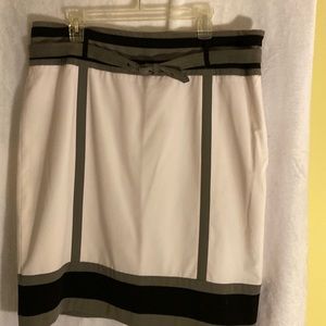 Cream, black & gray belted & lined skirt.